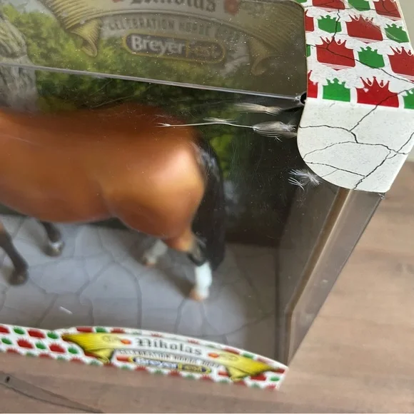 BREYERFEST - Nikolas 2022 Celebration Horse - #711506 - Picture 5 of 10